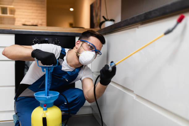 Best Pest Control for Restaurants  in Sweetwater, TN